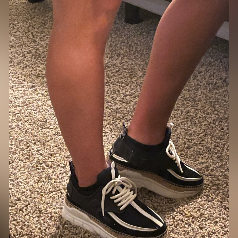 Kenzo Black and White Sneakers - Picture 2 of 14